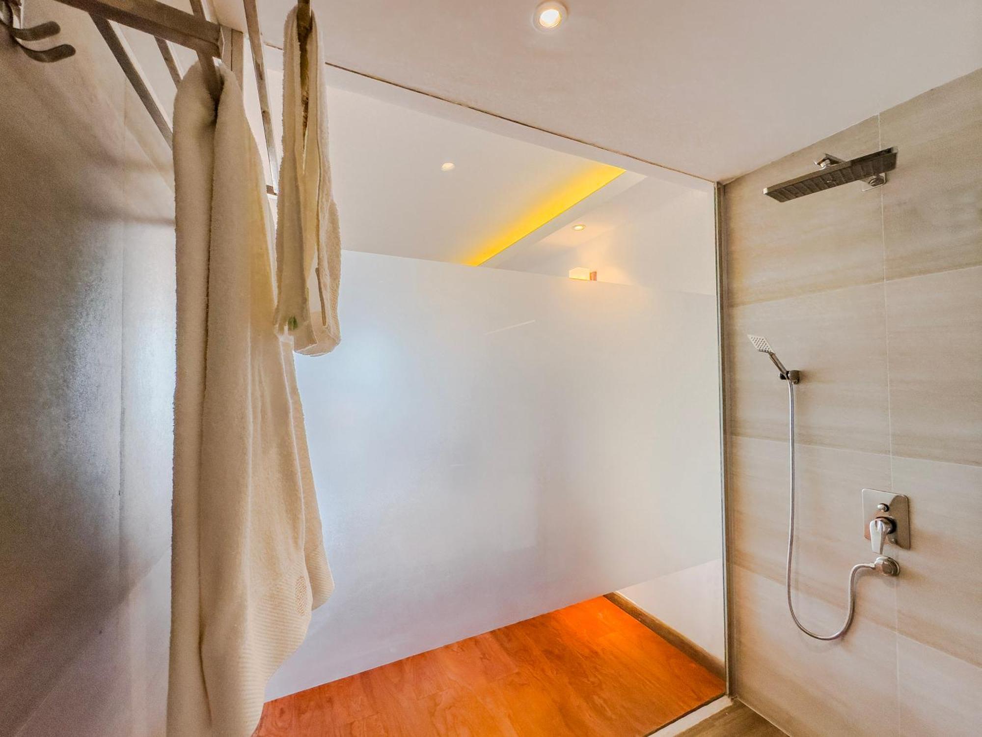 Mazarine Surf Suites Hiriketiya Dikwella Exterior foto